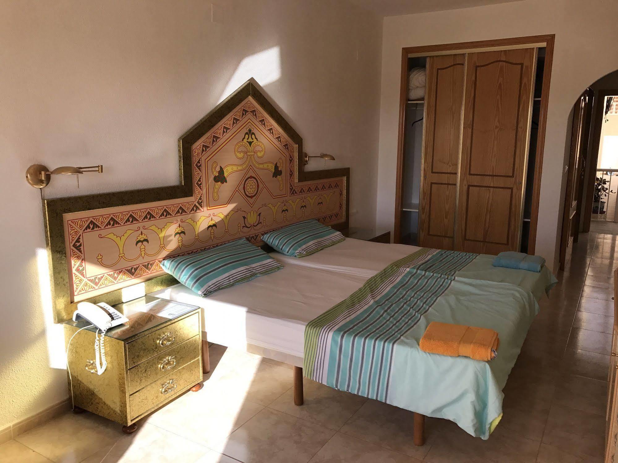 Hotel Algorfa Castillo de Montemar Екстериор снимка
